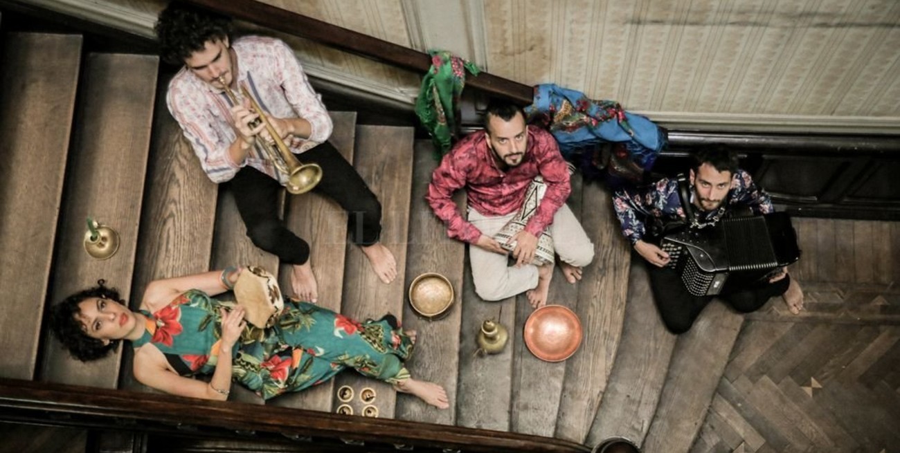 Aline Miklos y el ensamble Kalo Chiriklo presentan su primer disco