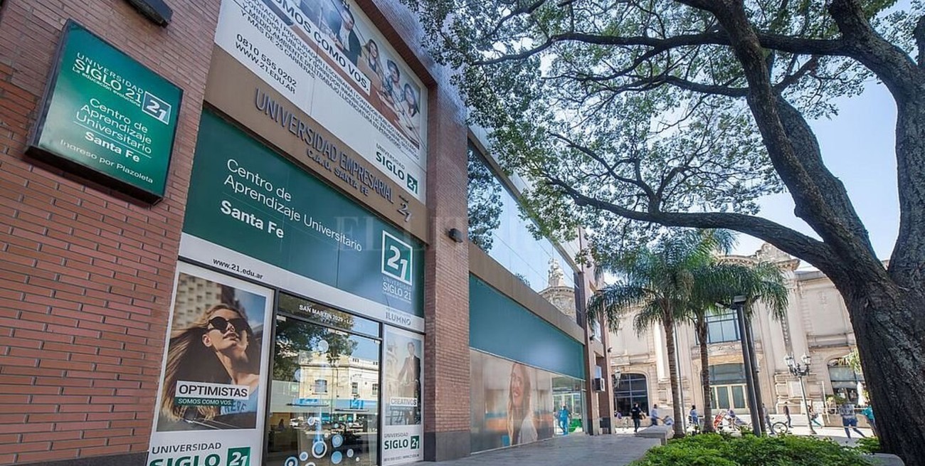 Siglo 21 vuelve a las aulas: el Centro de Aprendizaje Universitario Santa Fe reabre sus puertas este 22 de marzo