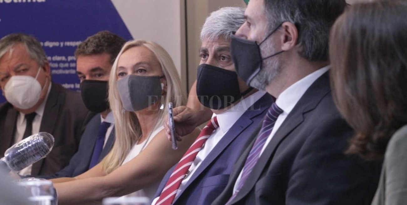 Comisión sobre fiscales: el Senado busca una salida