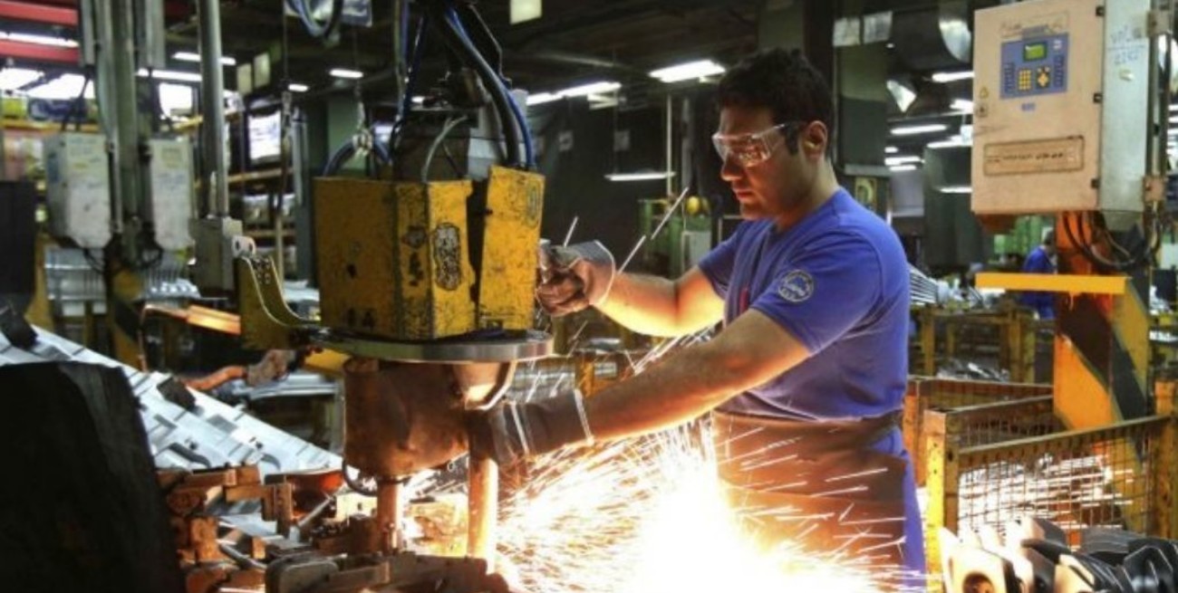 El Gobierno extendió la prohibición de despidos hasta el 30 de noviembre