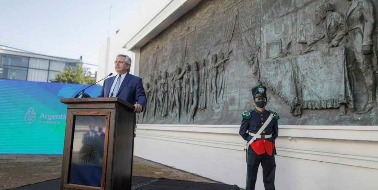 Alberto dijo que no claudicará ante acreedores ni laboratorios  