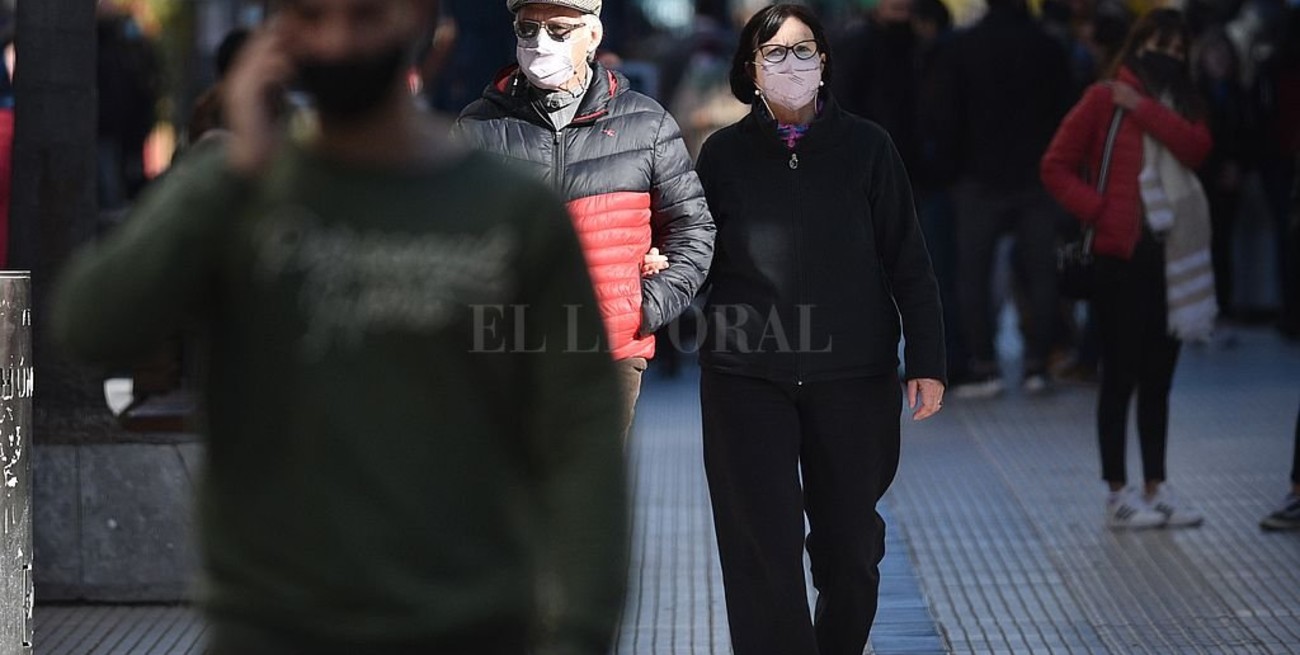 La provincia de Santa Fe confirmó 38 muertes y 589 nuevos contagios de Covid-19