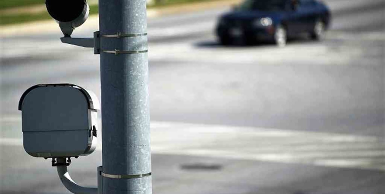 El municipio rosarino relanza el pliego para implementar el nuevo sistema de fotomultas