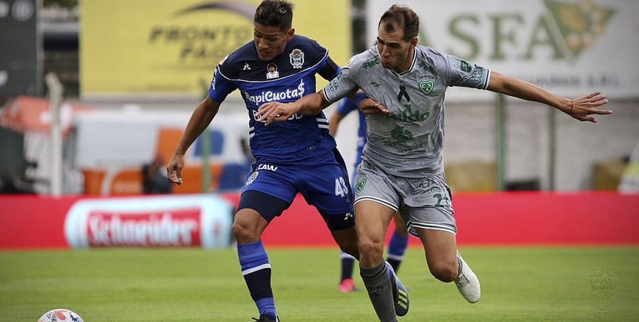 Gimnasia empató con Sarmiento y se alejó de la clasificación