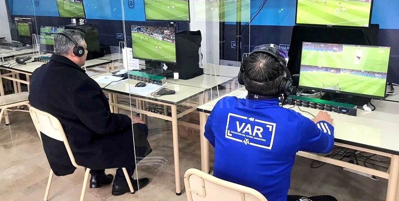VAR en Argentina: desembarco lento e implementación completa recién en 2022