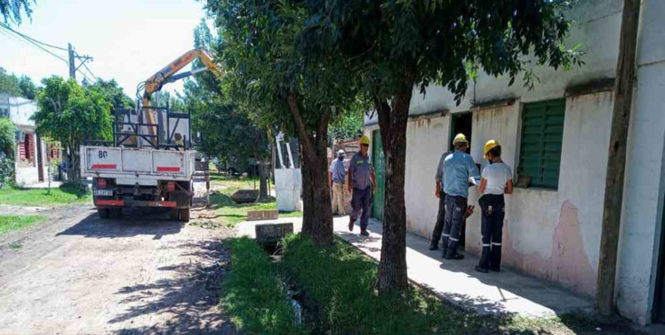 EPE Social: se normalizaron 600 suministros en barrio Los Troncos de Santa Fe