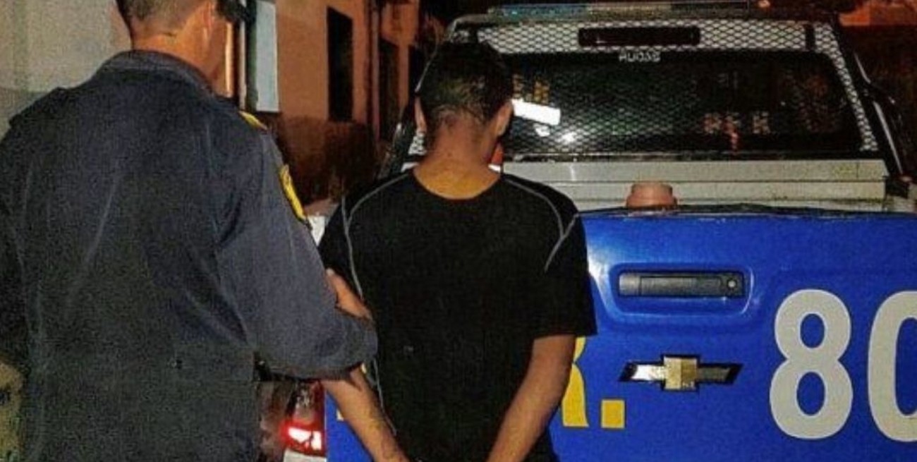 Un joven de Paraná se escondió en un contenedor luego de cometer un robo