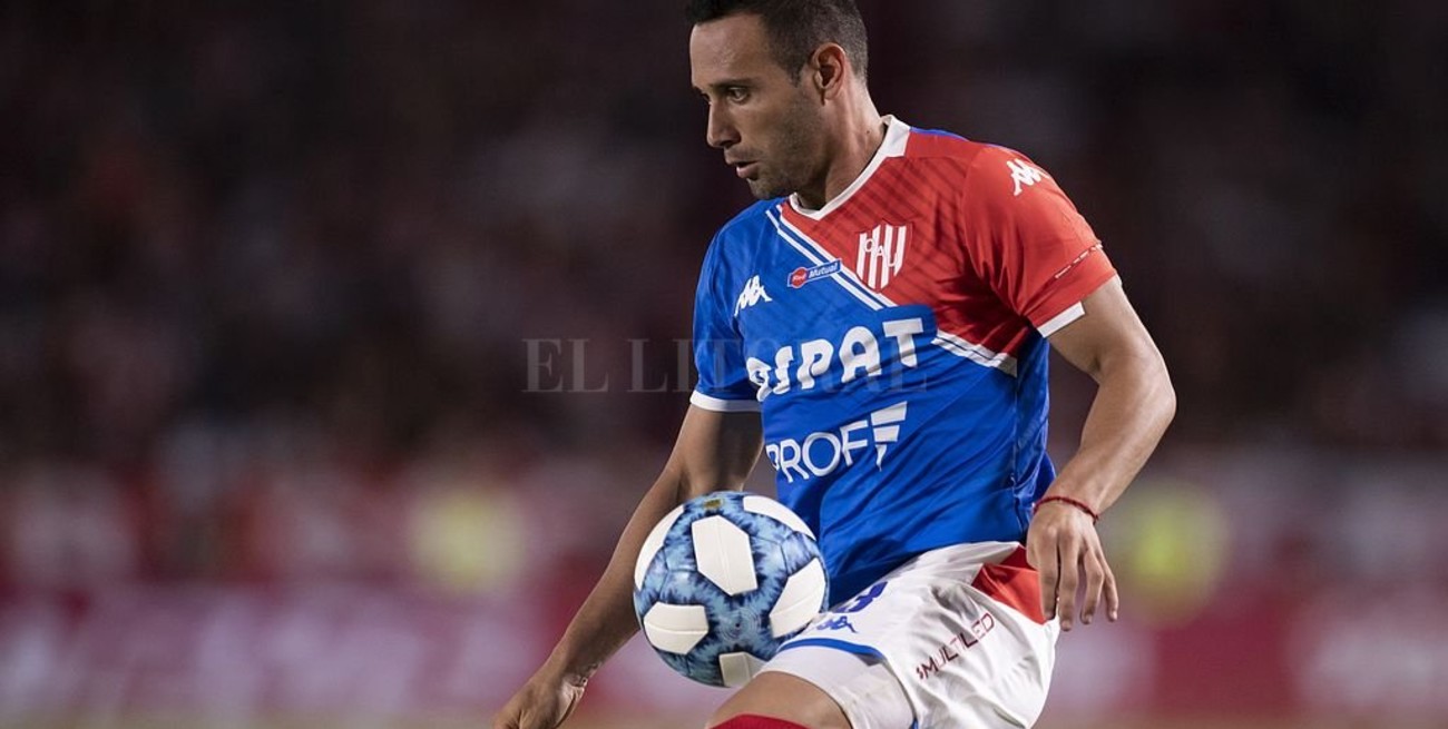 El "Mugre" Corvalán lo banca a "Chiqui" Tapia