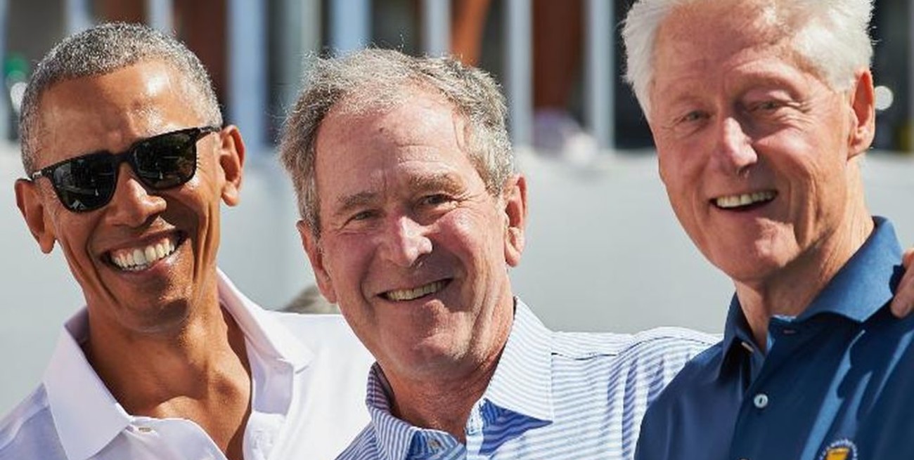 Covid-19: Barack Obama, George Bush y Bill Clinton se ofrecieron para vacunarse "públicamente"