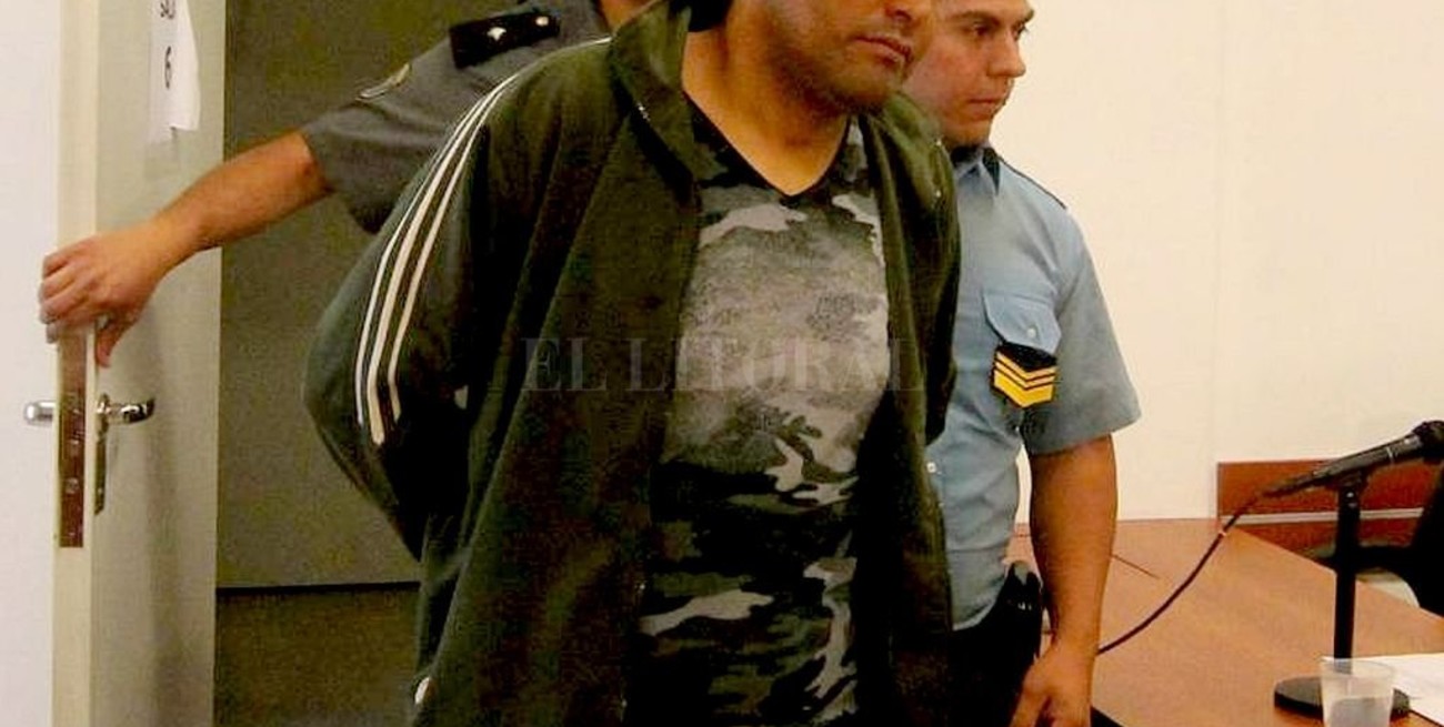 Estaba condenado a perpetua por un femicidio y lo hallaron ahorcado en su celda