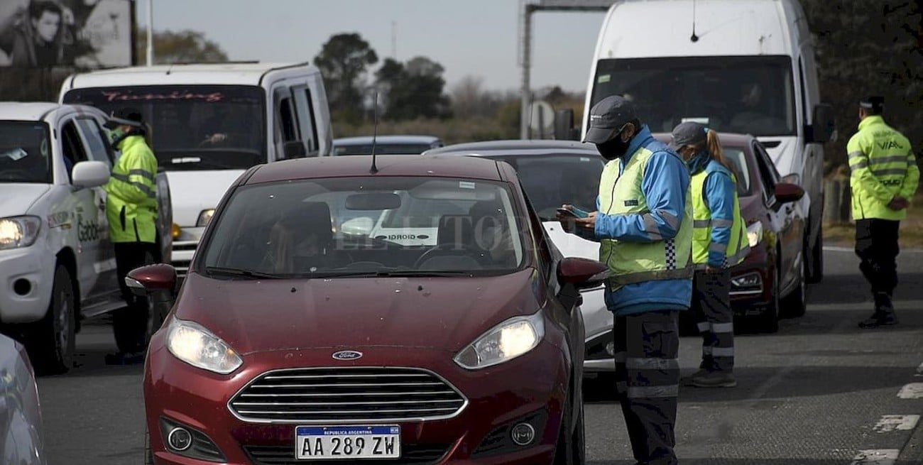 Los no residentes no podrán ingresar a la provincia de Santa Fe sin un hisopado negativo de Covid-19
