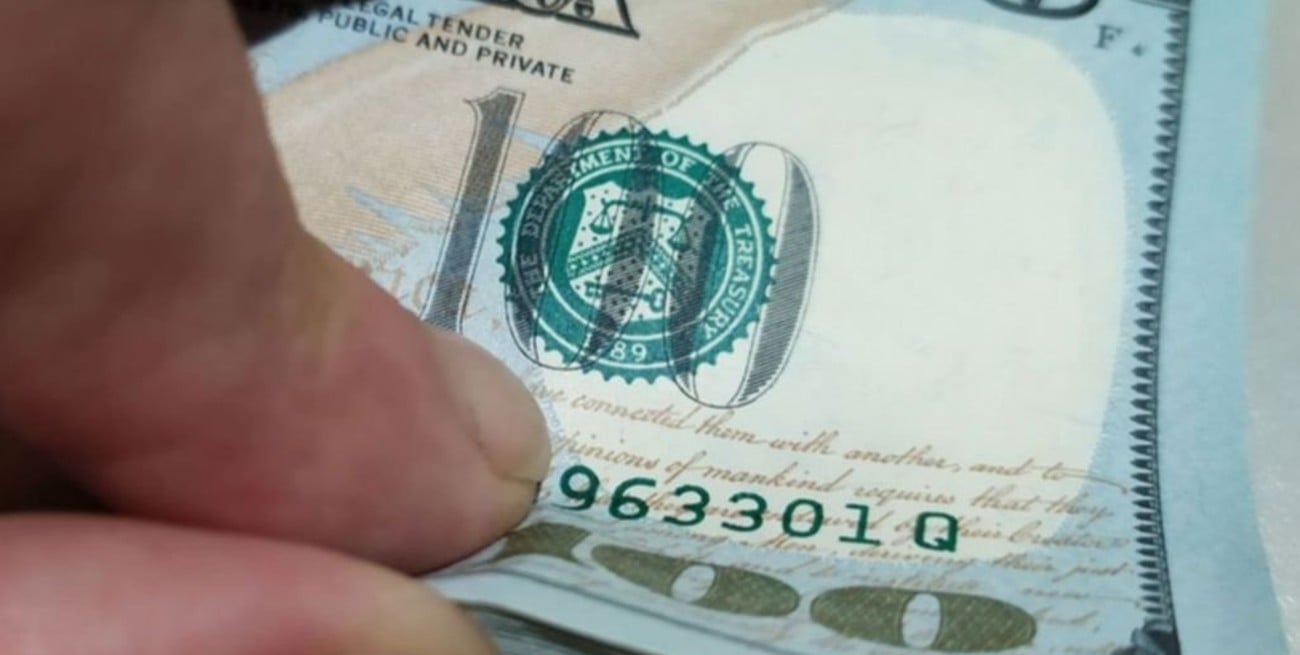 El dólar "blue" aumenta y se vende a $ 154