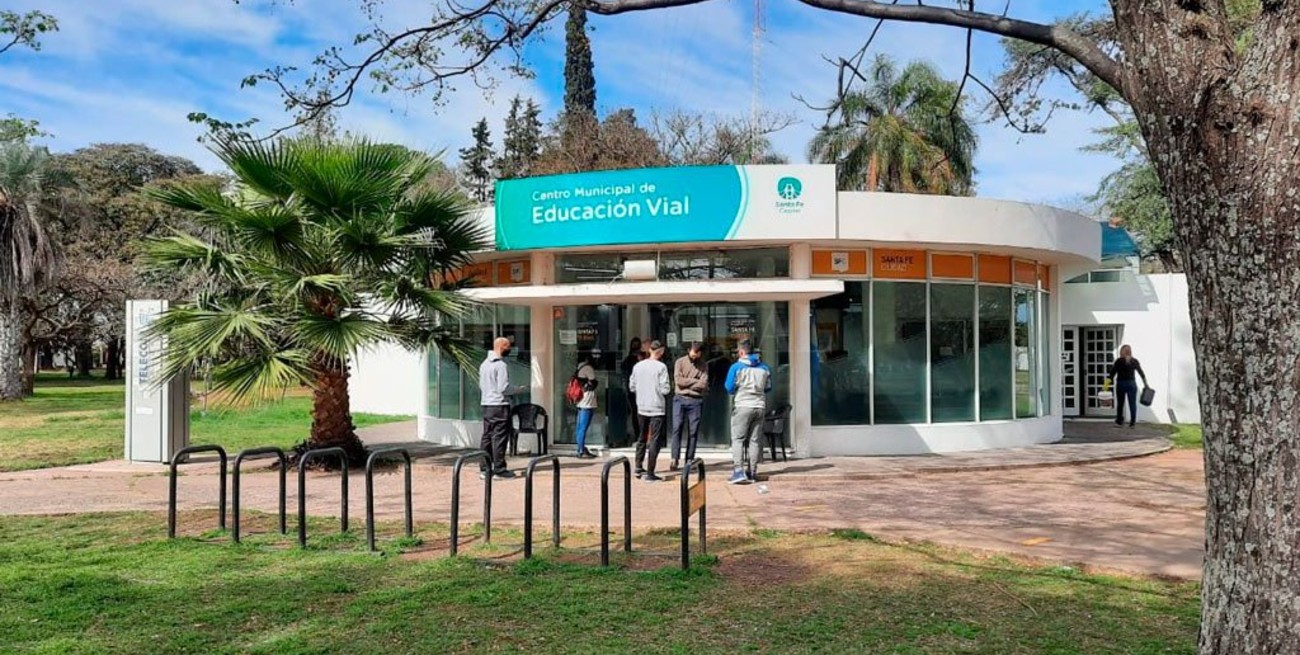 Carné de conducir: El CENAT se deberá pagar 72 horas antes del turno asignado