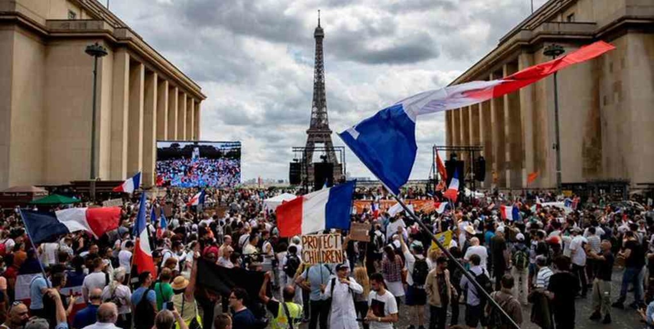 Nuevas manifestaciones en Francia en rechazo al pasaporte sanitario y la vacunación anti-Covid obligatoria