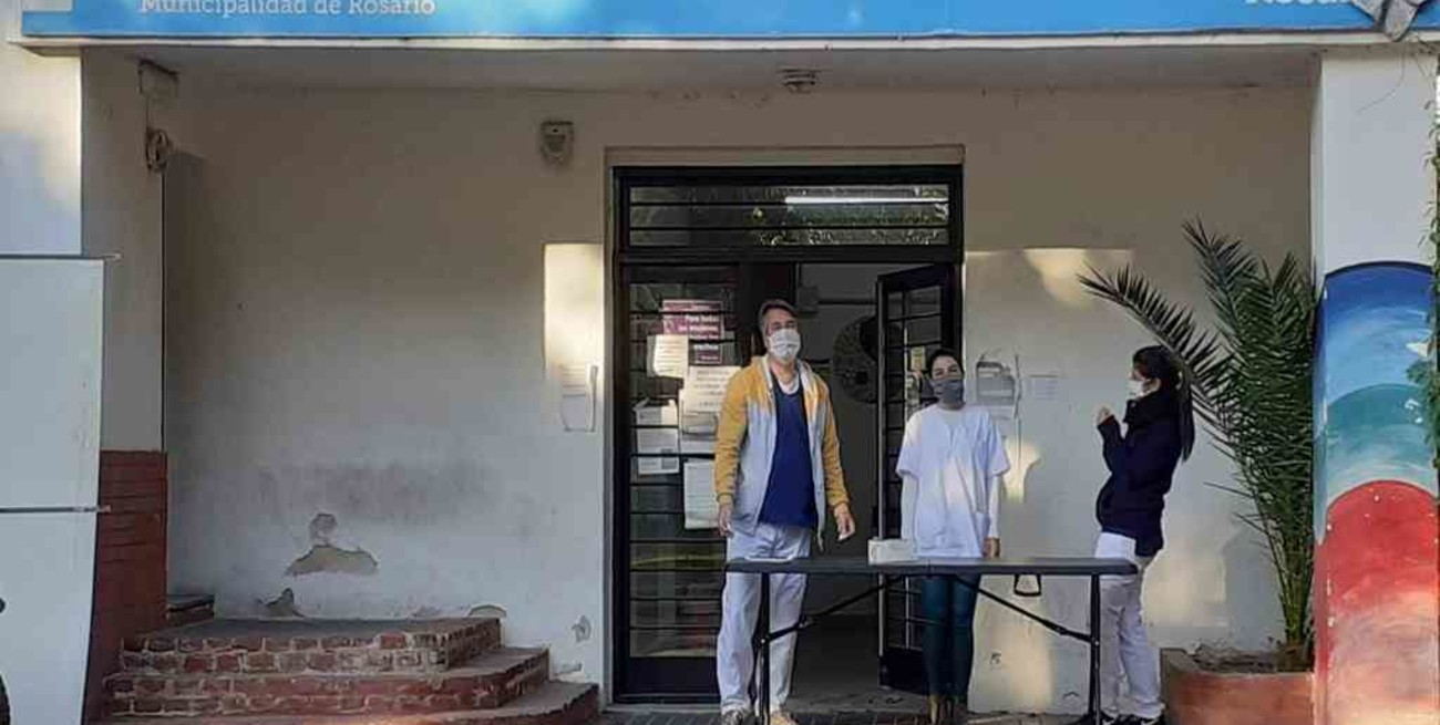 Arrancan a vacunar los centros de salud en Rosario