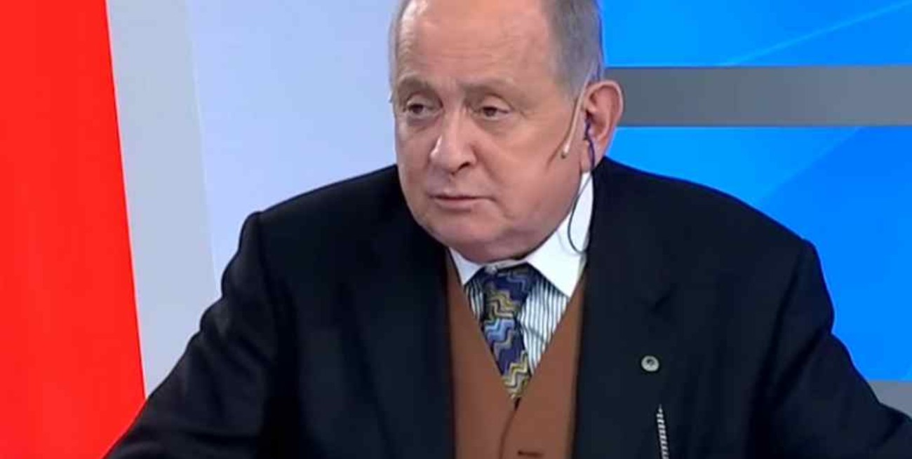 Chiche Gelblung se encuentra aislado por ser contacto estrecho de un paciente con Covid-19 