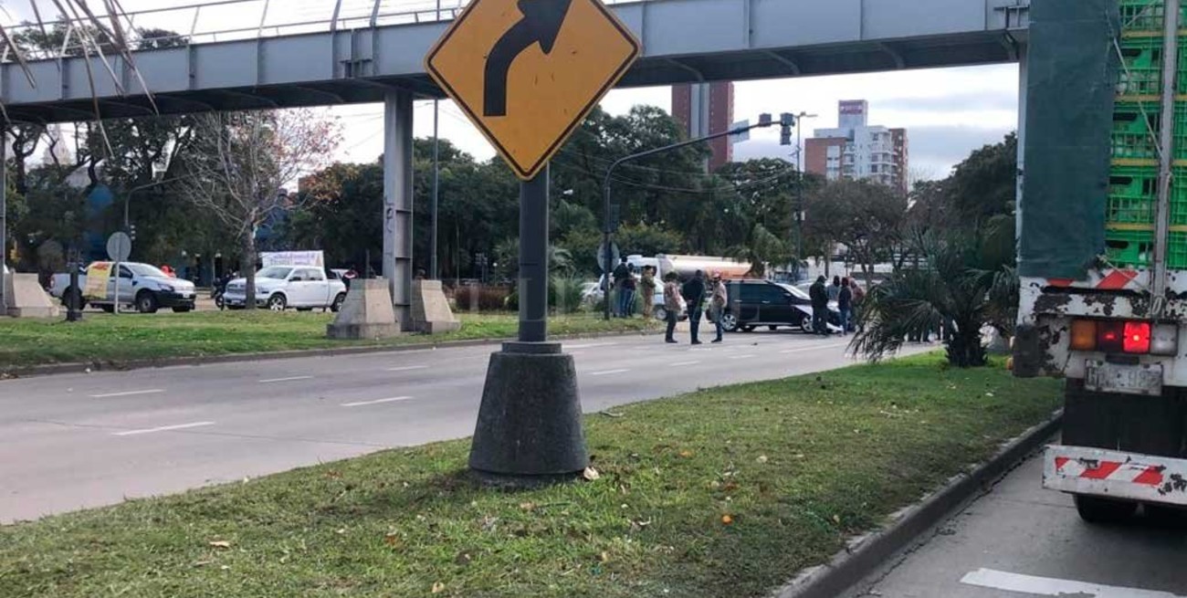Corte y demoras en Av. 27 de Febrero y Tucumán