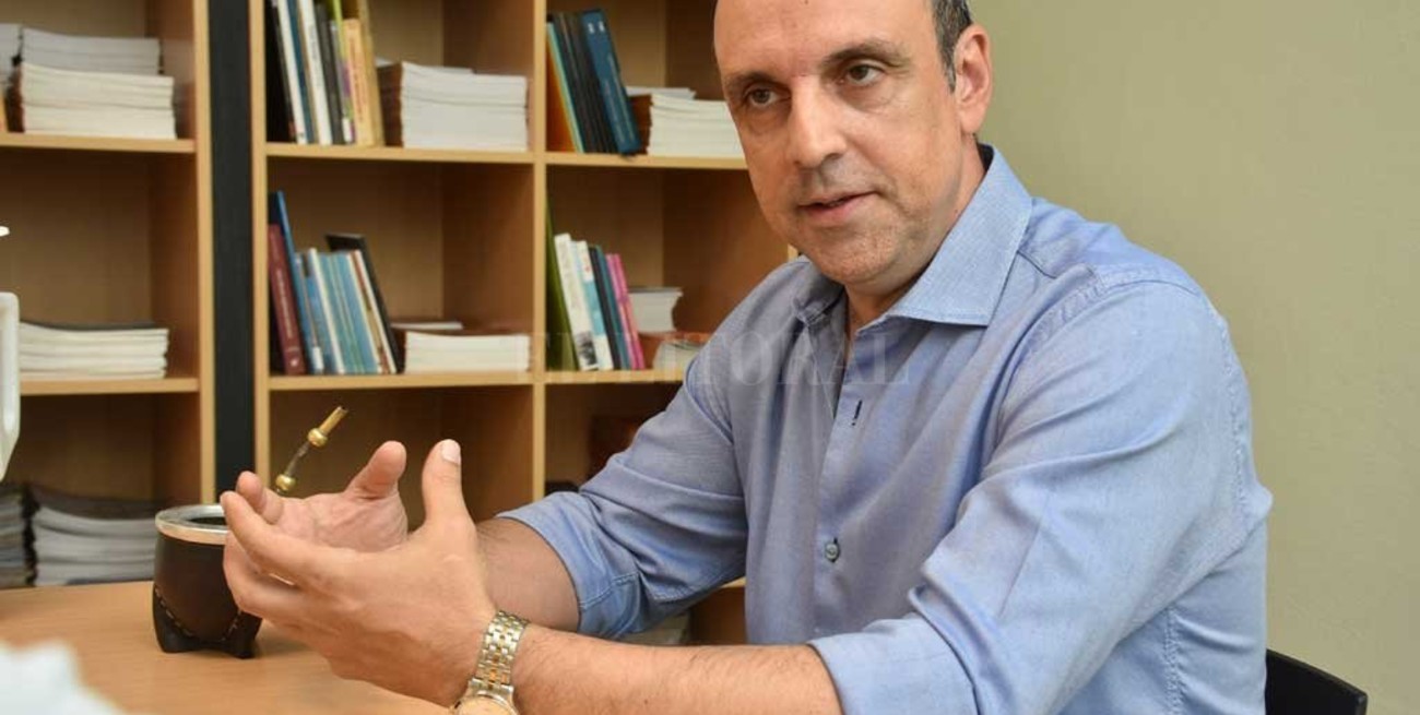 Según una nueva encuesta, Corral se impone en la interna de Juntos por el Cambio