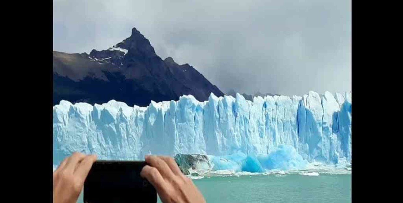 Video: impresionante desprendimiento de base en el Glaciar Perito Moreno