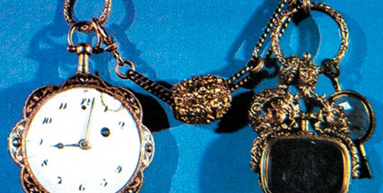 La historia del robo del reloj de Belgrano