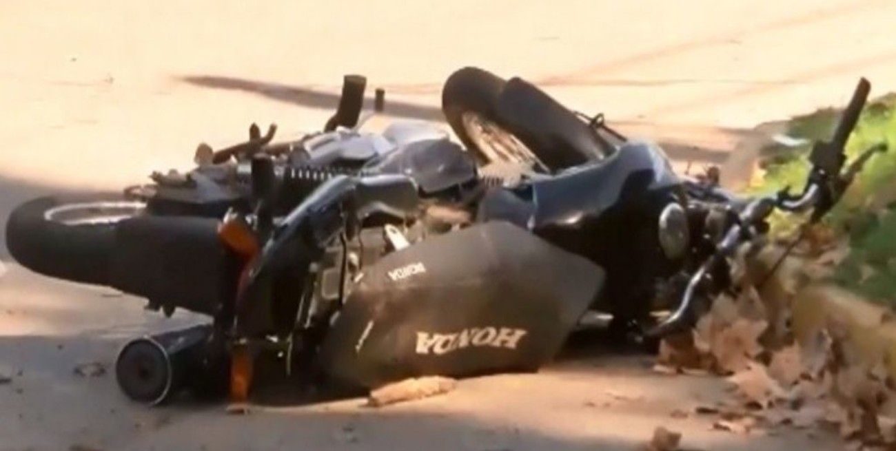 Rosario: robó, escapó en moto y terminó fracturado tras un choque