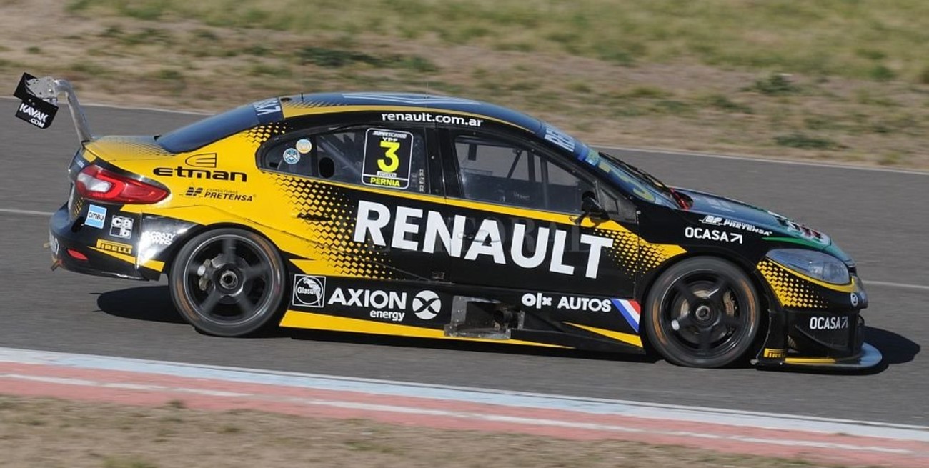 Leonel Pernía ganó la carrera clasificatoria del Súper TC2000 en Toay