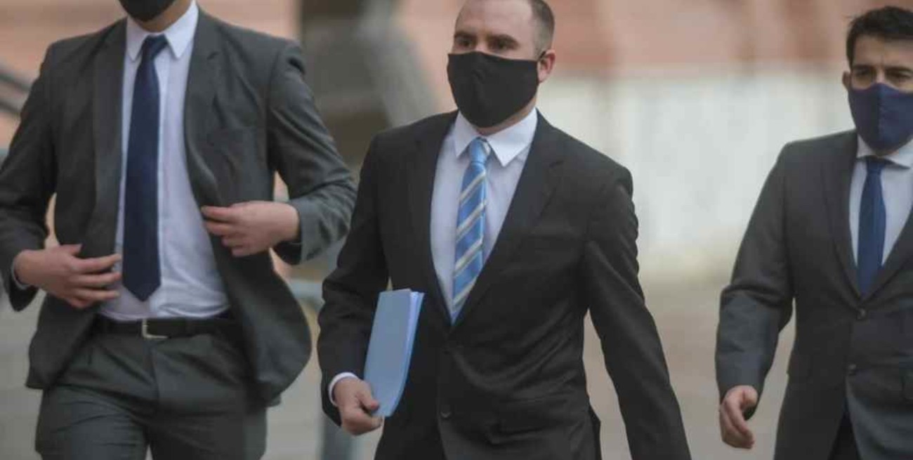 El bono atado al dólar logró recaudar U$S 1.660 millones 