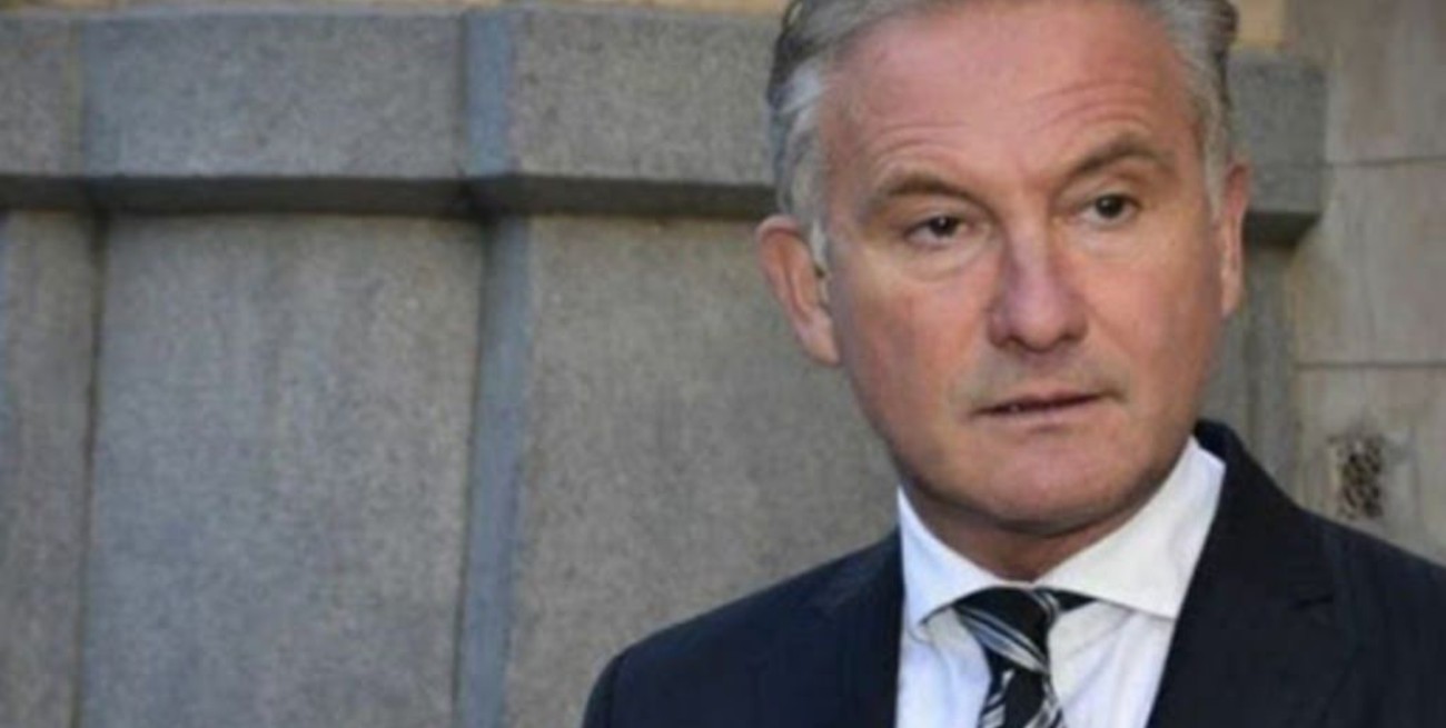 Un fiscal acusado de encubrir una banda narco fue detenido por violar el aislamiento