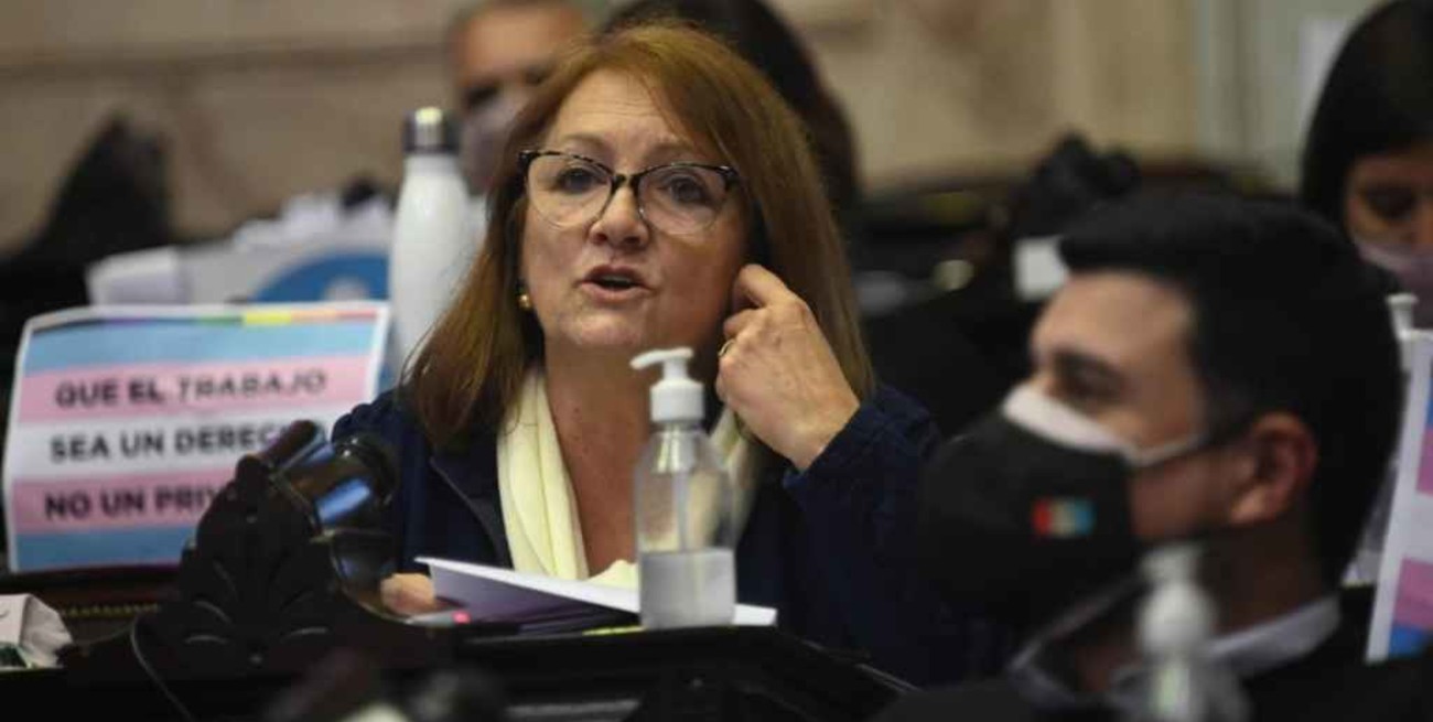 Patricia Mounier: "Vivimos una nueva jornada histórica en el Congreso"