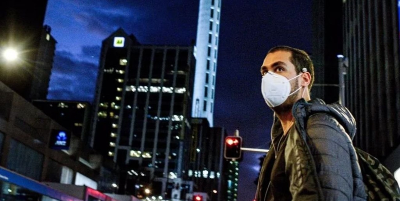 Nueva Zelanda se plantea una nueva estrategia frente a la variante Delta