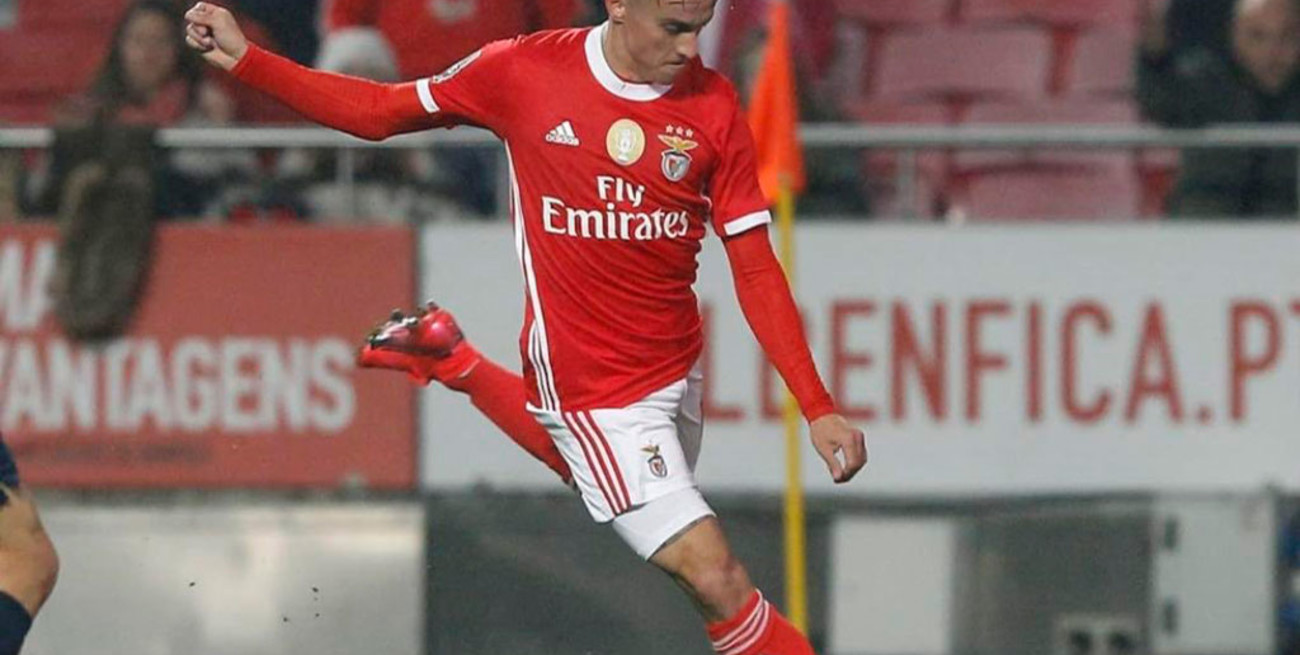 Eduardo Coudet sumó a un argentino en su equipo