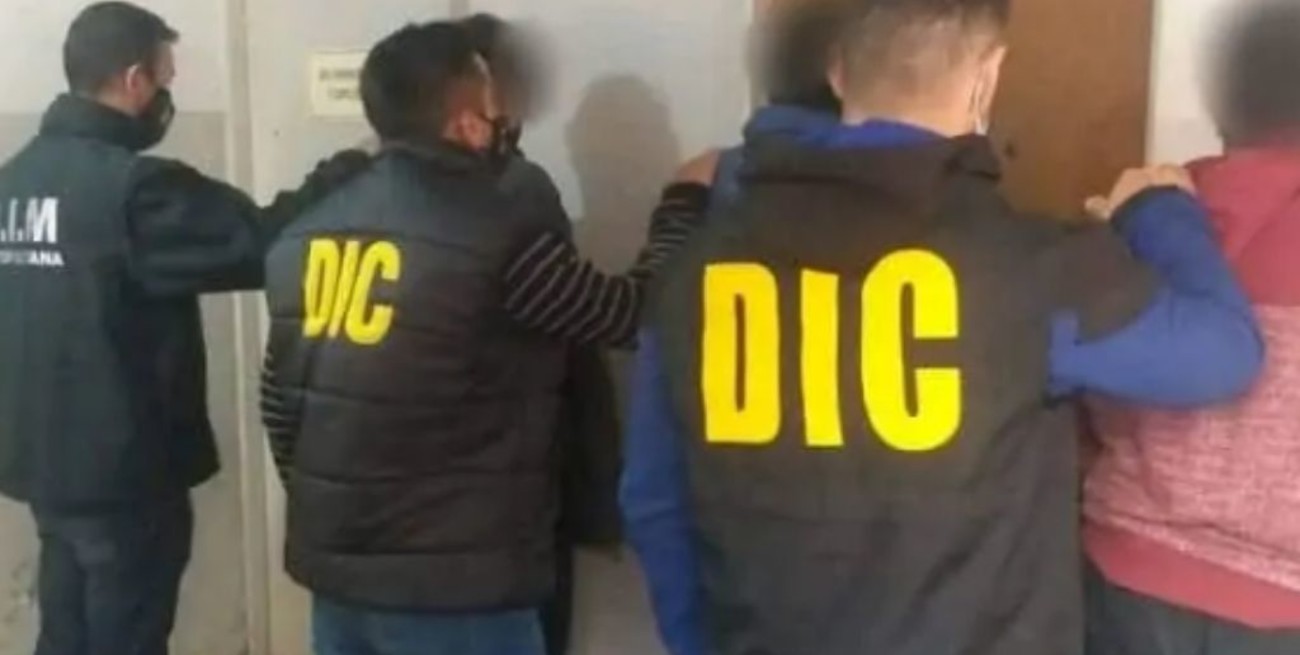 Detuvieron a una banda que robaba con inhibidores de alarmas en Corrientes