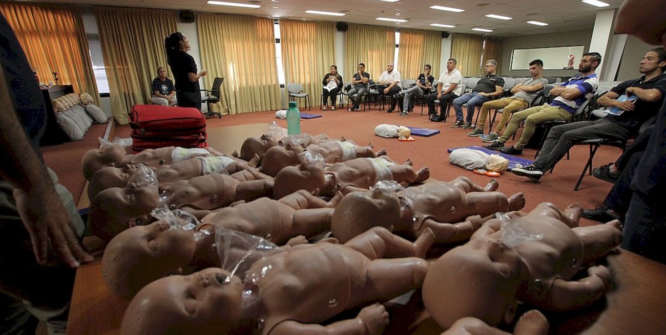 Semana de Lucha contra la Muerte Súbita: profesionales incentivan a capacitarse en RCP