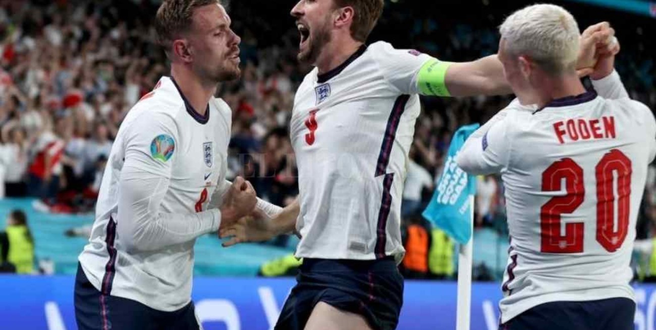 Inglaterra derrotó a Dinamarca en el alargue y está en la final