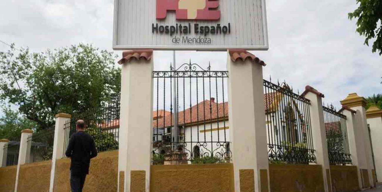 Mendoza: una mujer murió de Covid-19 tras dar a luz a mellizos