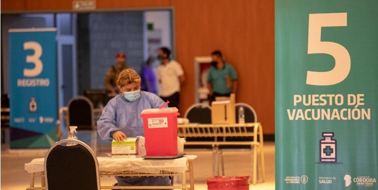 Córdoba comienza a vacunar a mayores de 45 años con comorbilidades