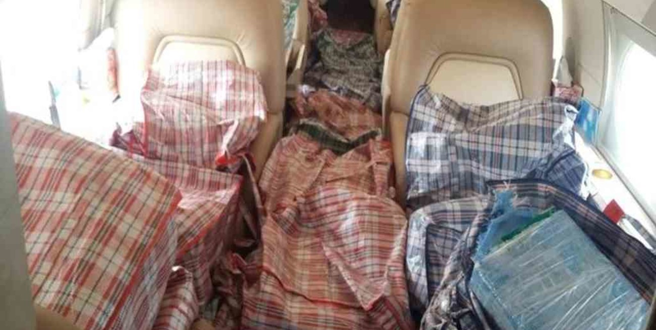 Afirman que la droga que iba en un avión a México no fue cargada en Argentina