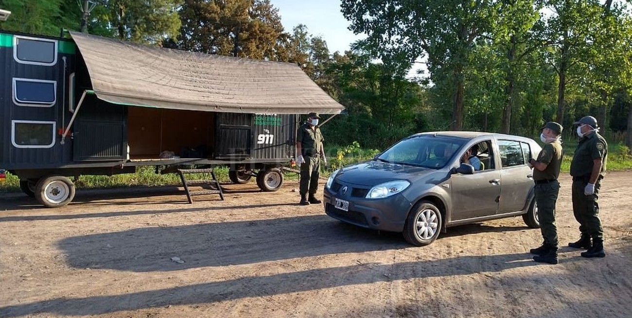 La policía vigila que Ceres cumpla con la cuarentena