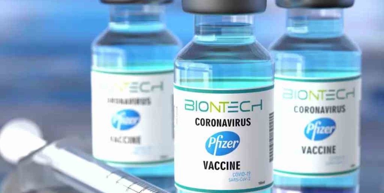 Estados Unidos autorizó a Pfizer dar una tercera dosis a mayores de 65 años y personas de riesgo