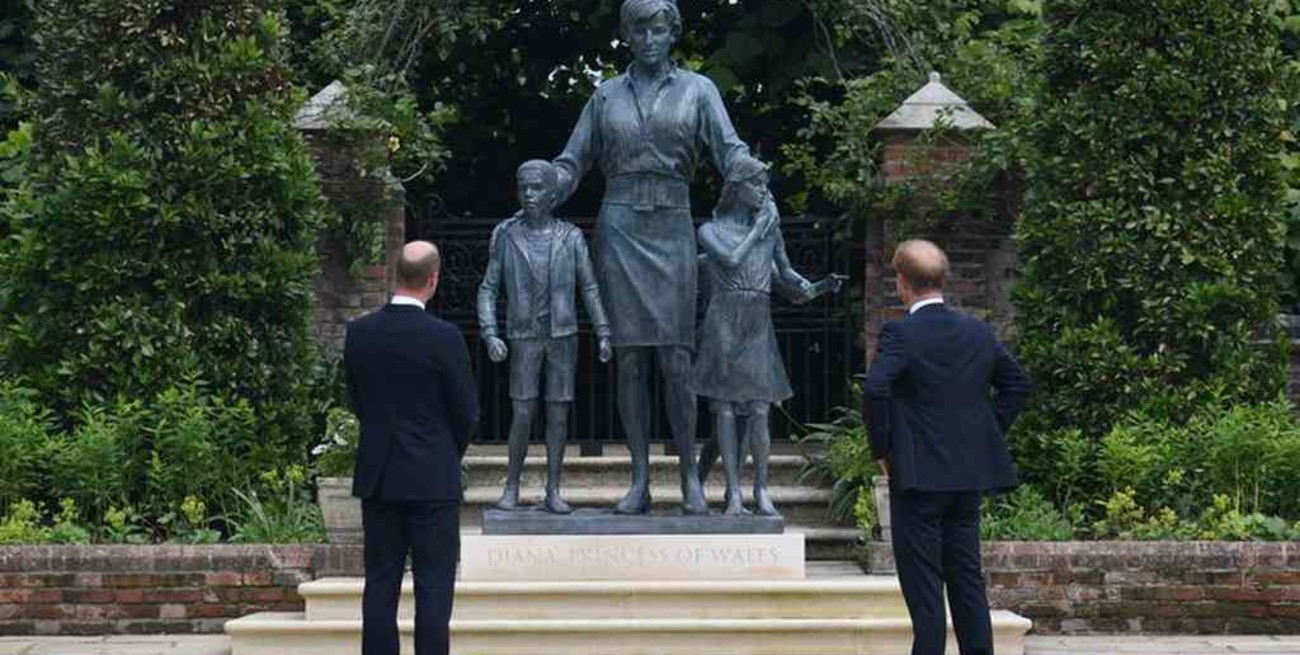 Lady Di cumpliría 60 años: los príncipes William y Harry encabezaron juntos un emotivo homenaje