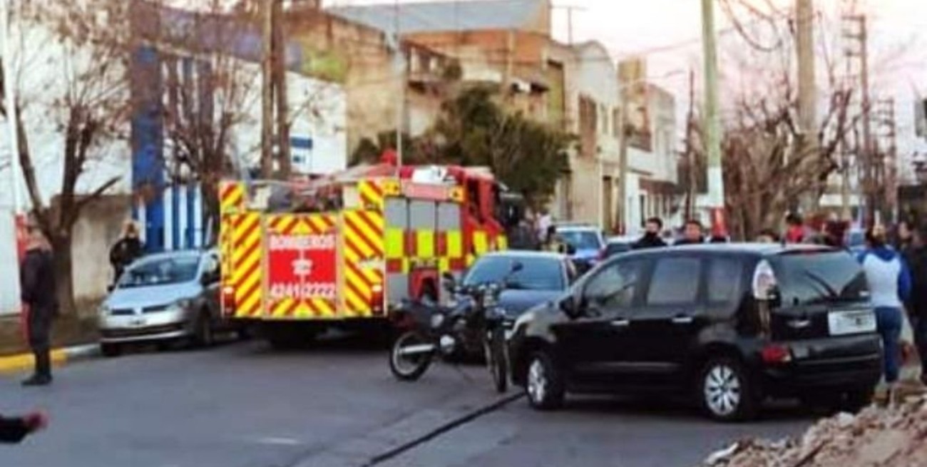 Seis policías heridos tras un intento de fuga de una comisaría de Lanús