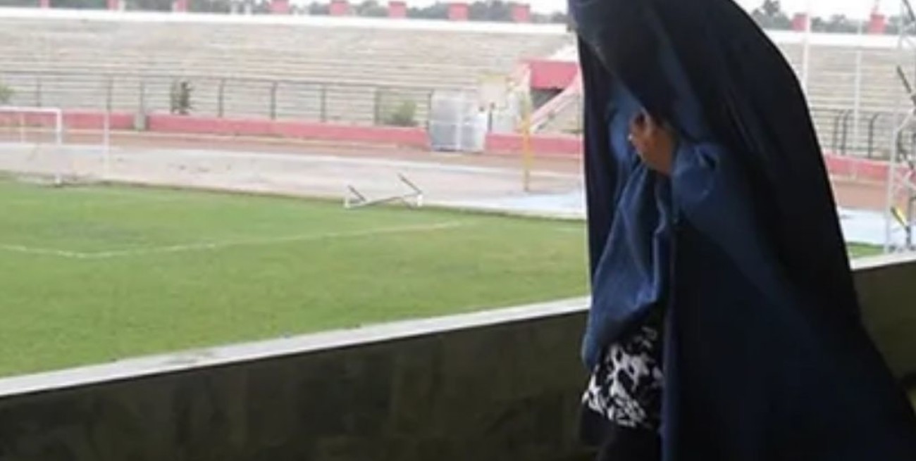 En Afganistán: prohíben a las mujeres hacer deporte para que no "expongan sus cuerpos"