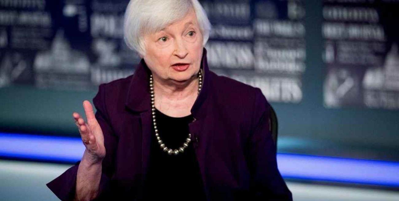 Biden pondría a una mujer al frente de la Secretaría del Tesoro por primera vez