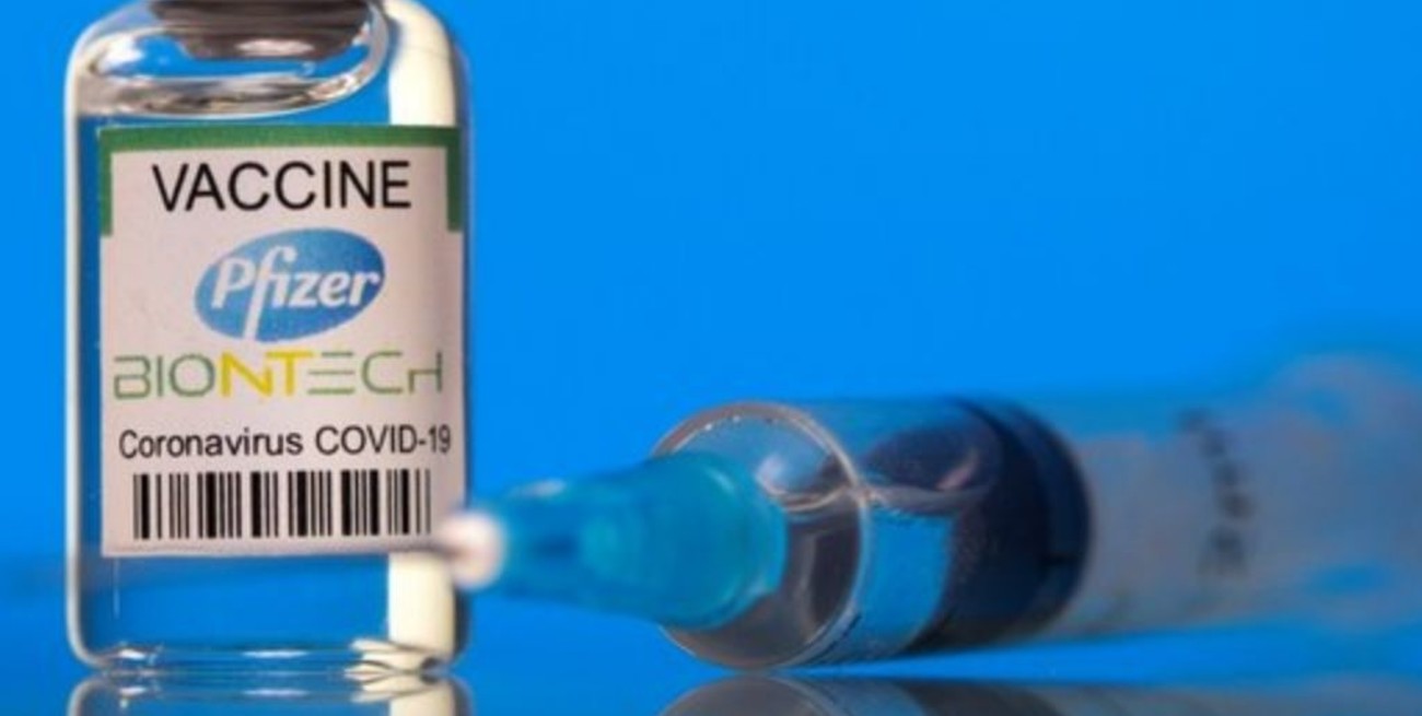 Brasil firmó un contrato para la compra de 100 millones de vacunas Pfizer