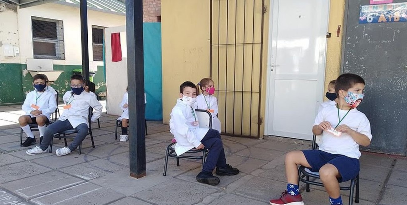 Los números del Ministerio de Educación se contradicen con el cierre de escuelas