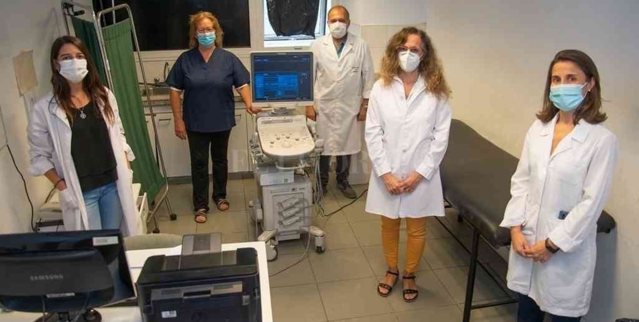 Una detección temprana de médicos rosarinos permitió operar con éxito el corazón de un feto de 8 meses