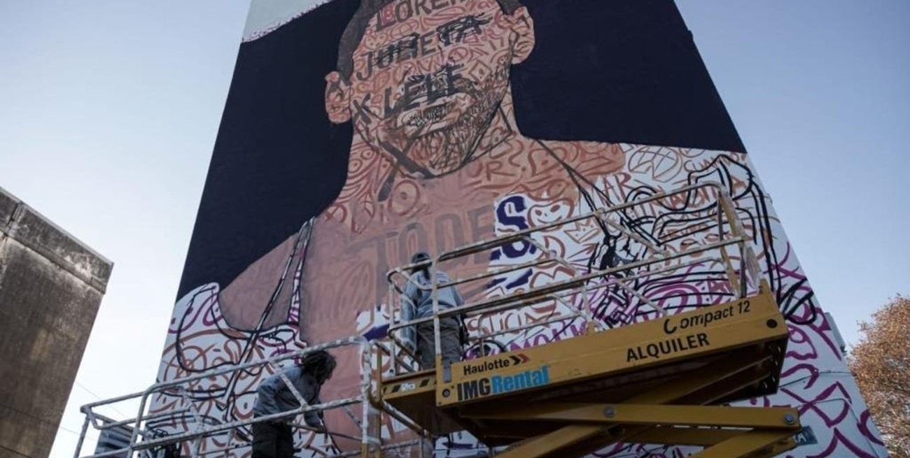 La gesta del imponente mural de Messi desde adentro