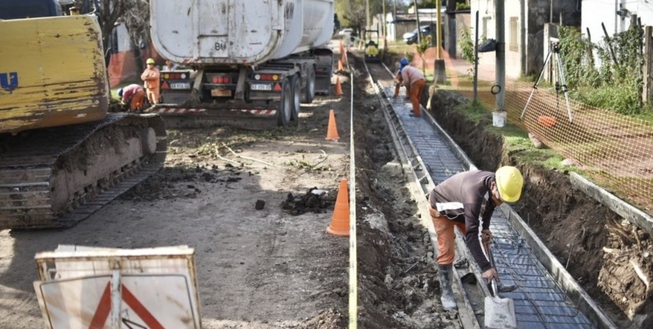 Jatón en barrio Cabal: "Estas son obras que cambian la realidad de la gente"