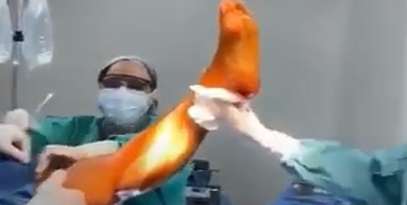 Video viral: un cirujano le mostró a Alberto Fernández cómo "se relaja"