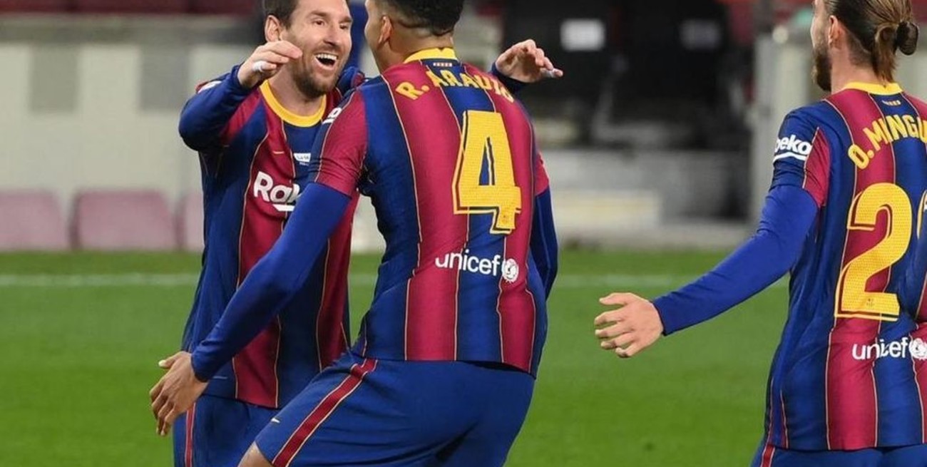 Messi igualó el récord de Pelé como máximo goleador en un mismo club